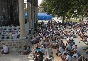 Erzurum da Bayram Namazı 07.17’de…